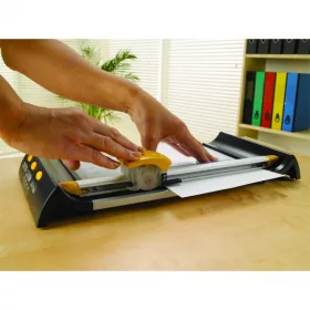   Vágógép görgős körkéses, A4, 10lap, Fellowes&reg; Neutron A4+